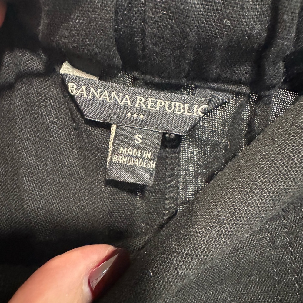 Banana Republic Black Shorts - Picture 2 of 2